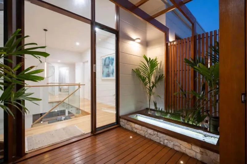 Incredible Views, Open Spaces, Holiday Villa Townsville