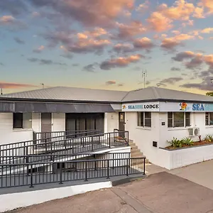 Hostel Seaside Townsville- Right Next To Coles, 2 Mins Walk To & Cbd