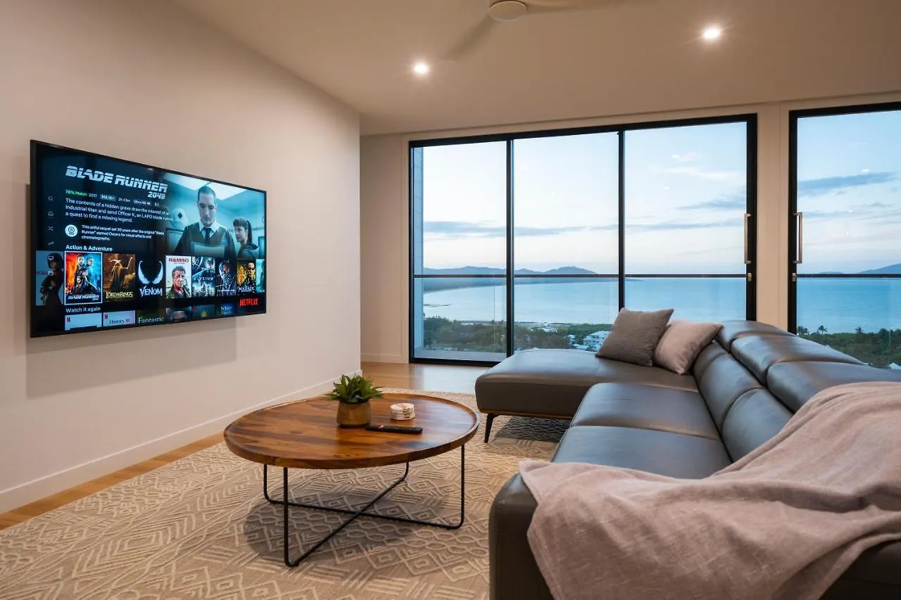 Incredible Views, Open Spaces, Holiday Villa Townsville